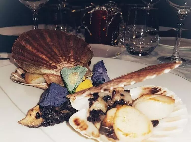 فندق Chez Jeannette