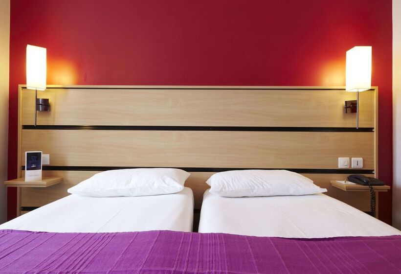 هتل Kyriad Paris 10 Canal Saint Martin République