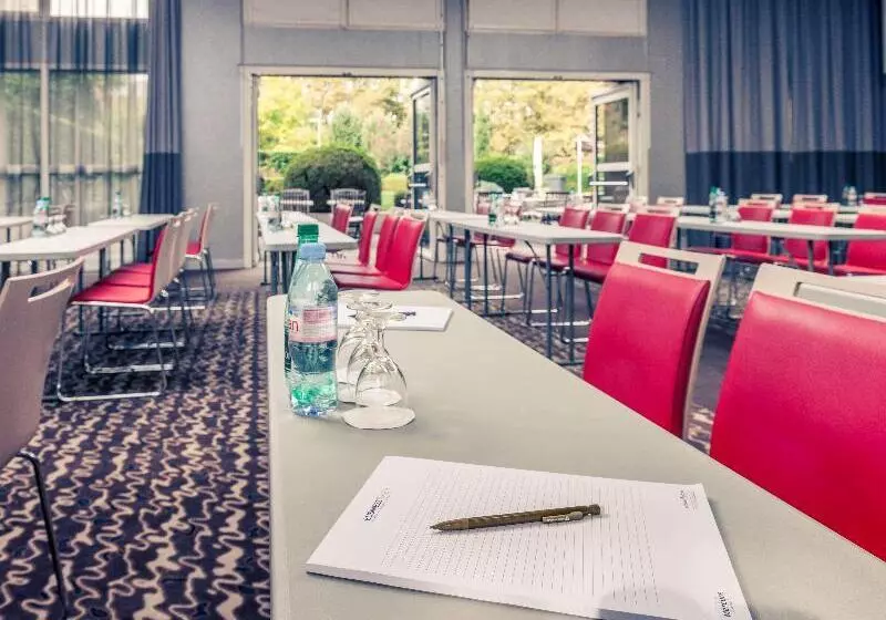 Отель Hôtel Mercure Grenoble Centre Président