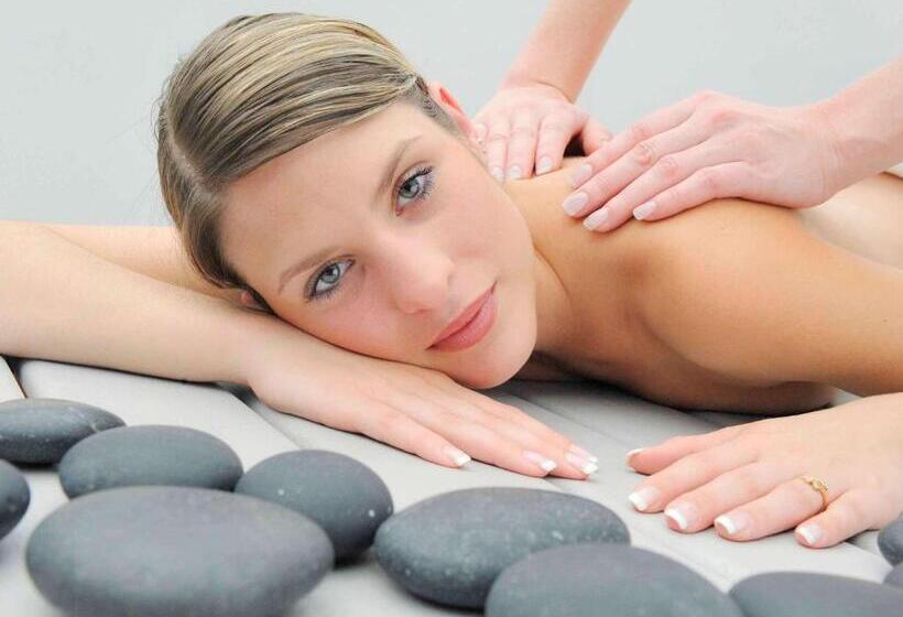 هتل Ibis La Baule Pornichet Plage