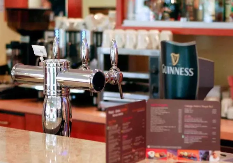 فندق Ibis Strasbourg Aeroport Le Zenith