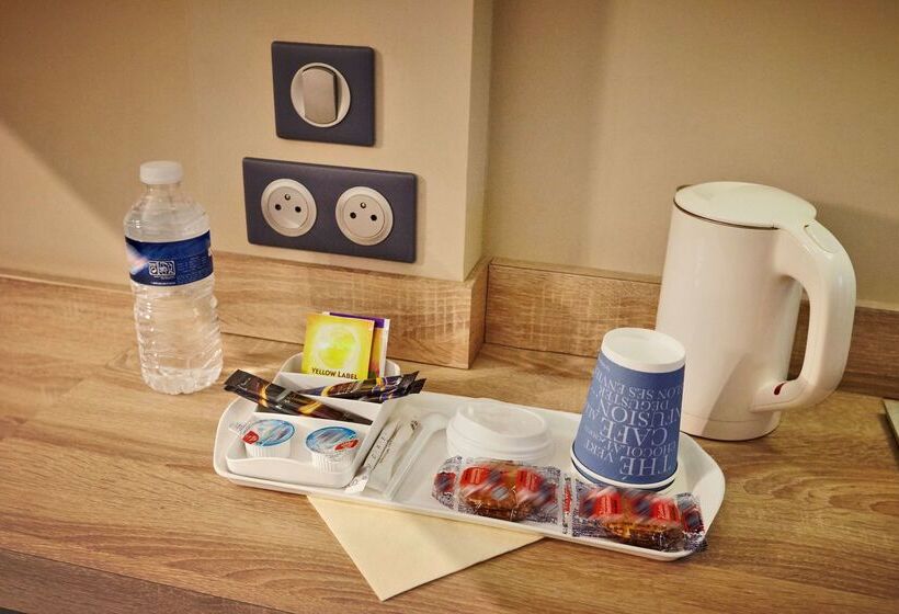 هتل Kyriad Le Blanc Mesnil