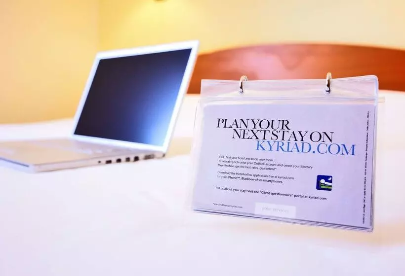 Отель Kyriad Le Blanc Mesnil