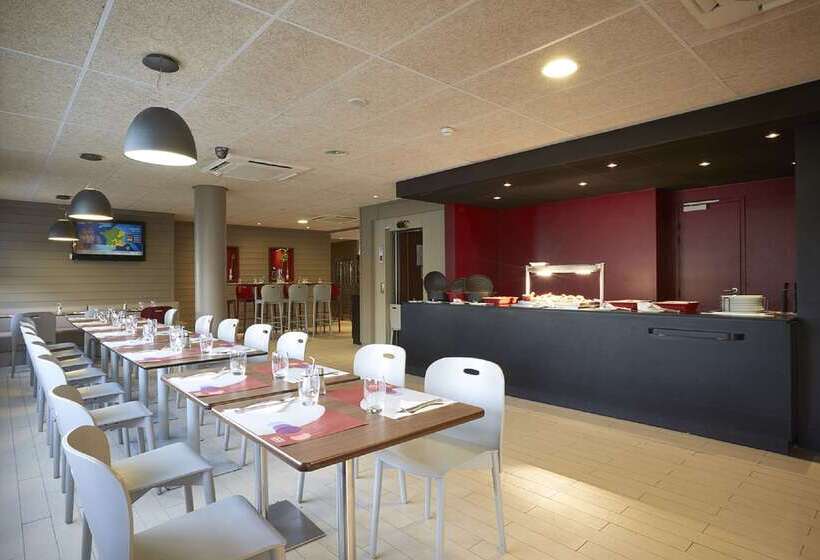 هتل Kyriad Le Blanc Mesnil