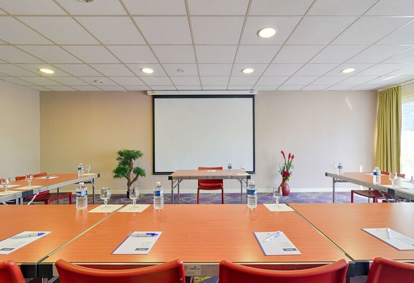 Hotel Kyriad Lyon Est  Saint Bonnet De Mure