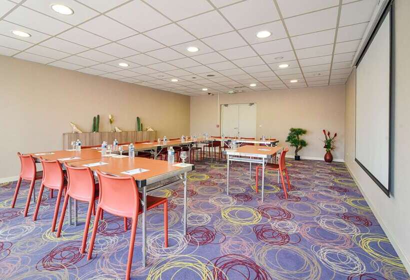 Hotel Kyriad Lyon Est  Saint Bonnet De Mure