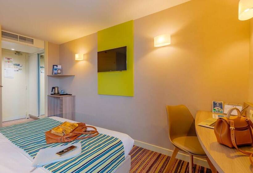 Hotel Kyriad Lyon Est  Saint Bonnet De Mure