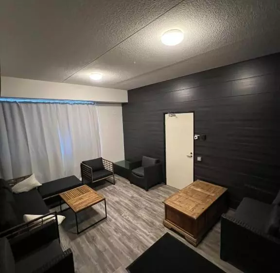 ホテル Li & Ravintola Martinhovi