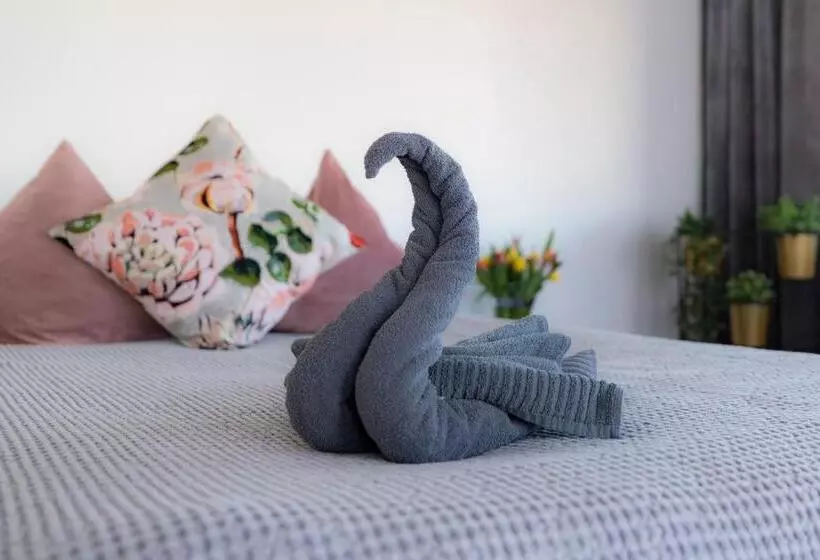 ホテル Li & Ravintola Martinhovi