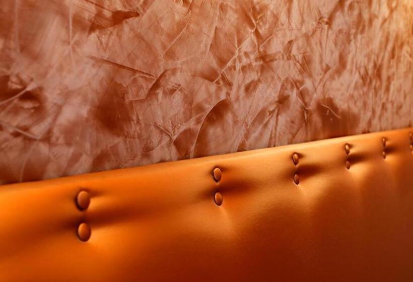 فندق Logis Hôtel Restaurant Le Medicis