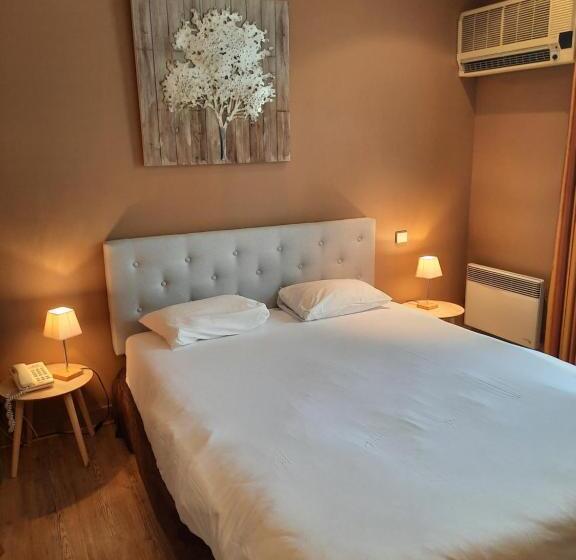 فندق Logis Hôtel Restaurant Le Medicis