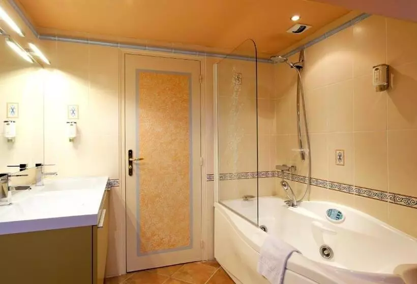 酒店 Logis Hôtel Restaurant Le Medicis