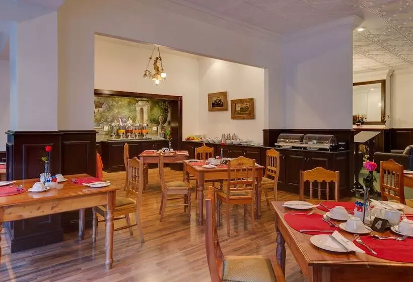 Protea Hotel By Marriott Dorpshuis & Spa Stellenbosch