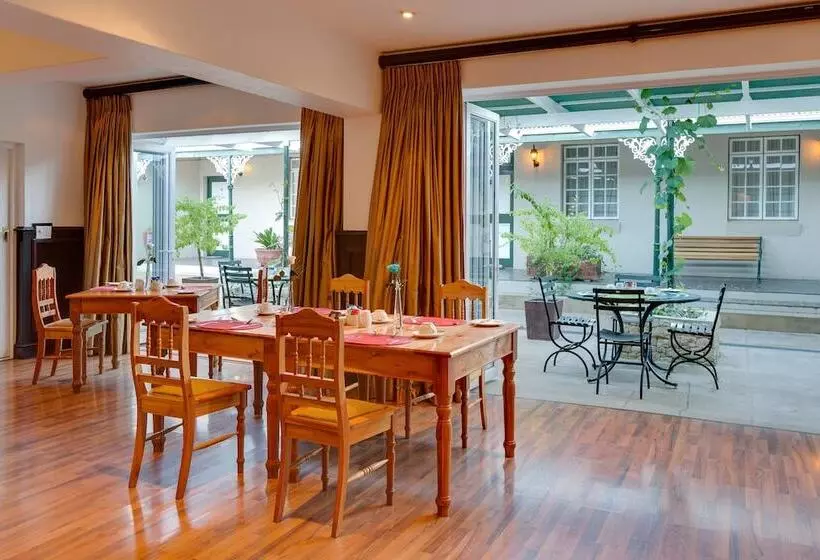 Protea Hotel By Marriott Dorpshuis & Spa Stellenbosch