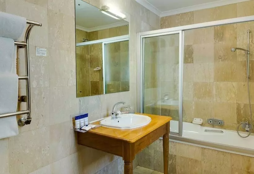 Protea Hotel By Marriott Dorpshuis & Spa Stellenbosch