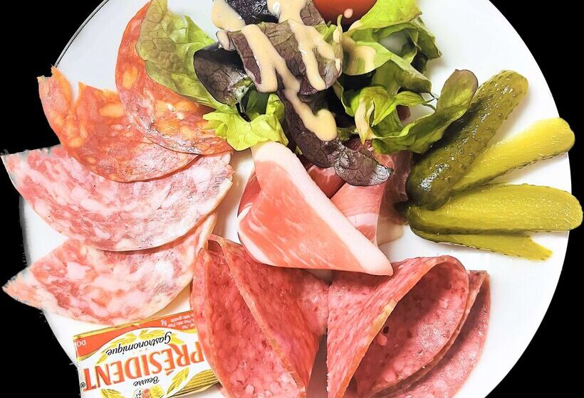 酒店 Restaurant Kyriad de Péronne