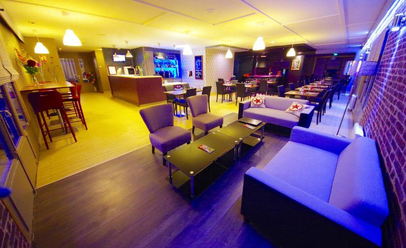 酒店 Restaurant Kyriad de Péronne