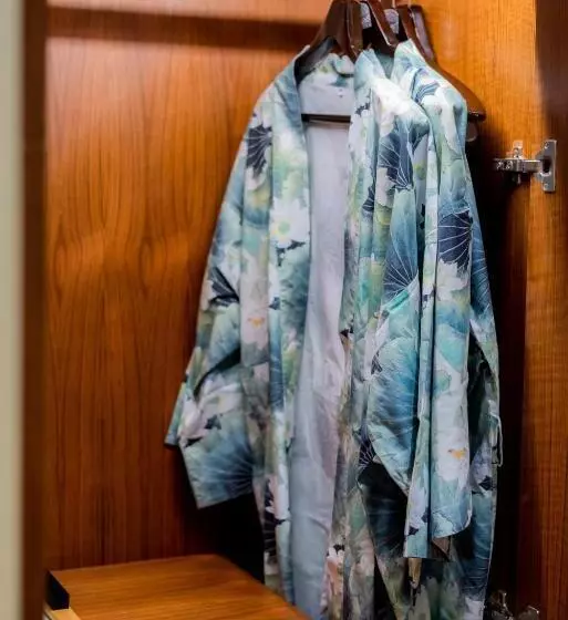 The Empress Hotel   Sha Extra Plus