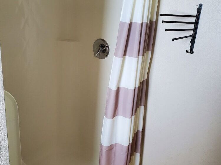 مبيت وإفطار Grist Mill Inn