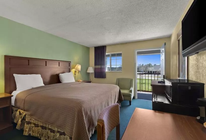 ホテル Americas Best Value Inn Edenton
