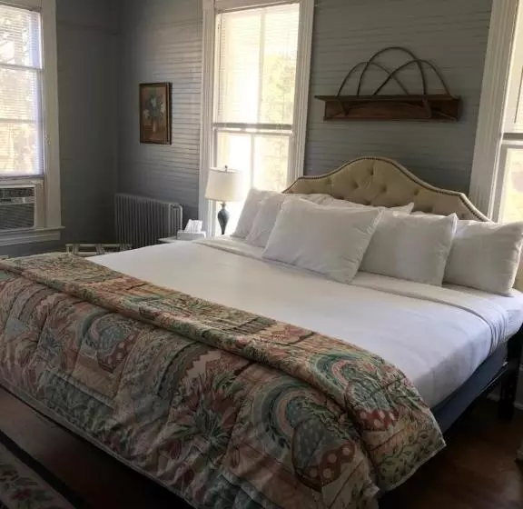 ホテル Grand Old Lady