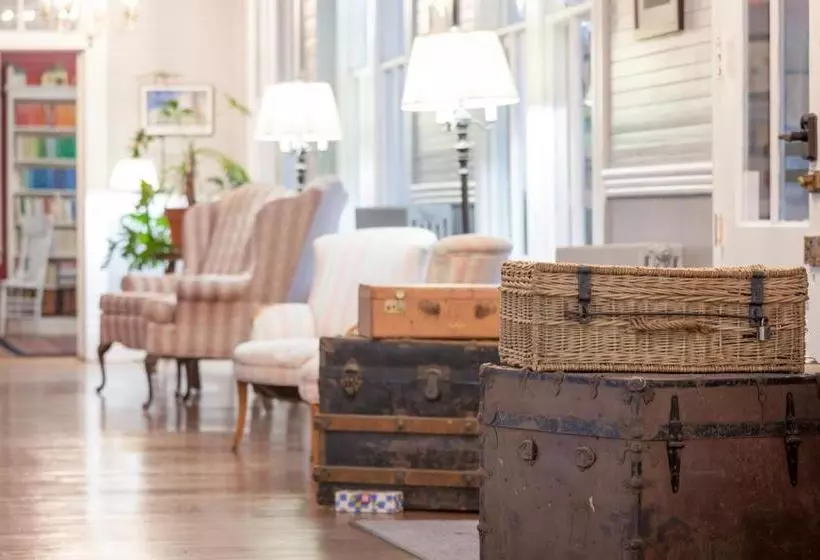 ホテル Grand Old Lady