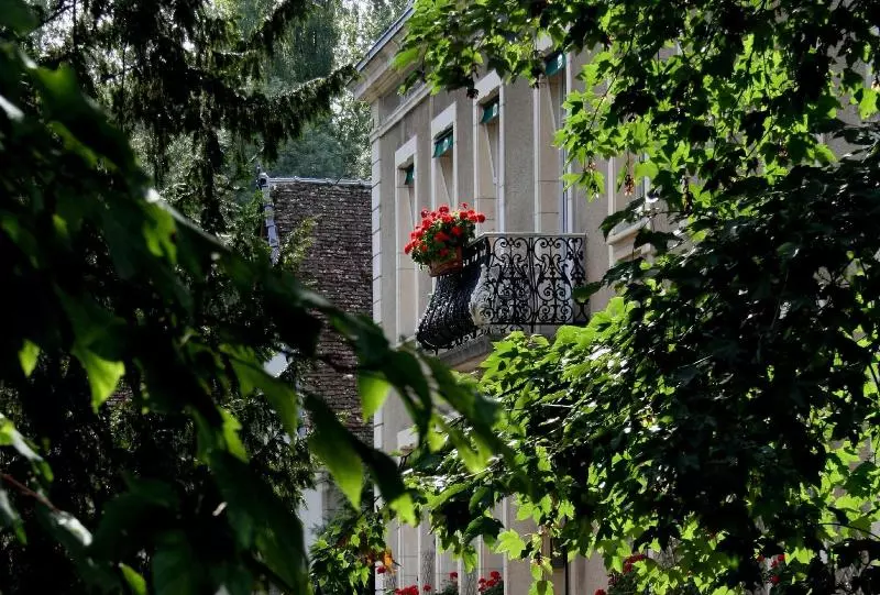 호텔 Chateau De Challanges