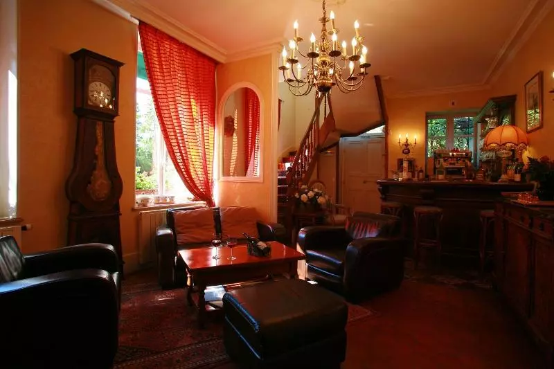 호텔 Chateau De Challanges