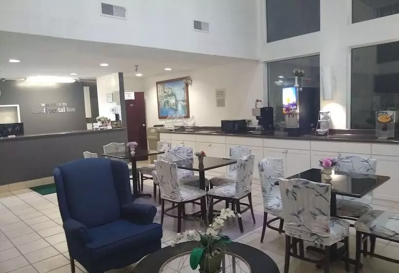 호텔 Continental Inn Charlotte