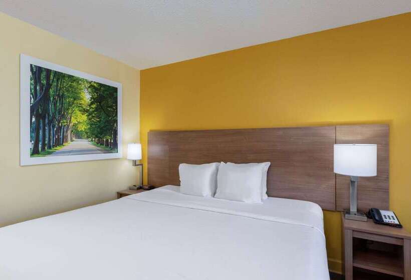 בית מלון כפרי Days Inn By Wyndham Florence/i95 North