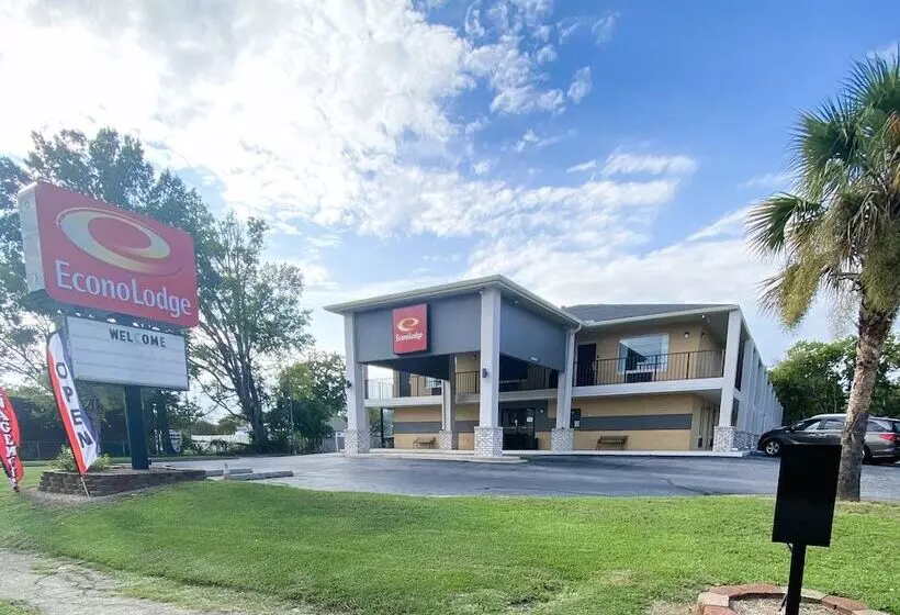 Отель Econo Lodge Cheraw Market Street