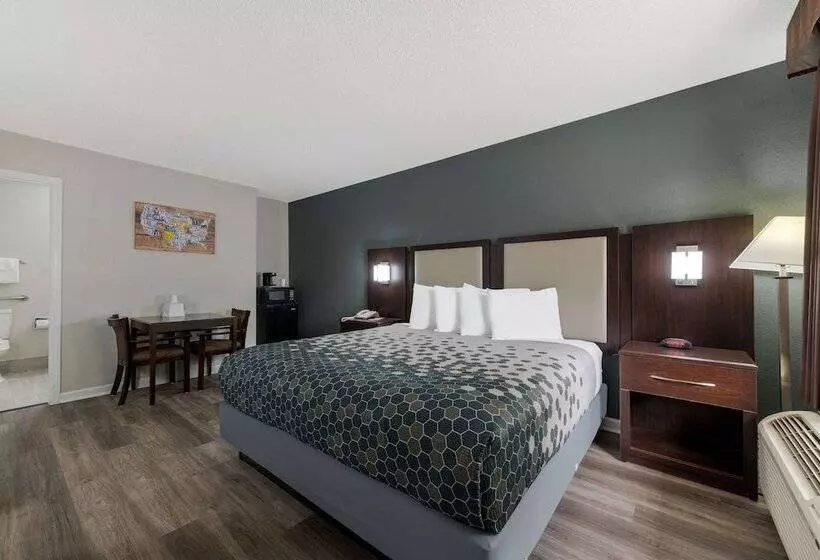 Отель Econo Lodge Cheraw Market Street