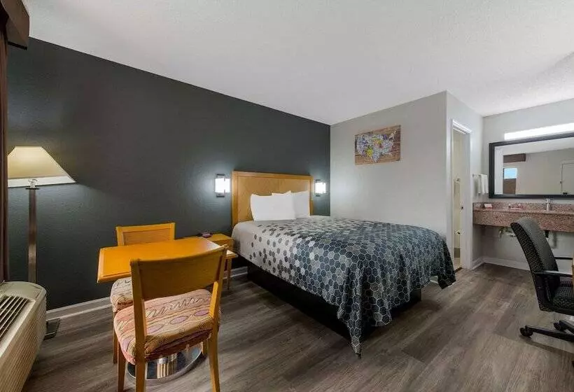 Отель Econo Lodge Cheraw Market Street