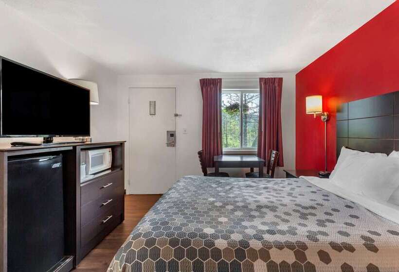 فندق Econo Lodge Lee  Great Barrington