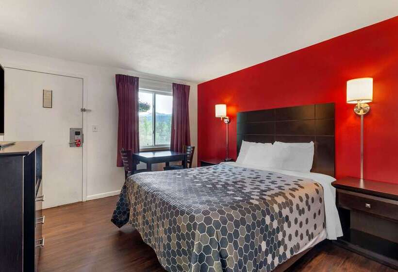 فندق Econo Lodge Lee  Great Barrington