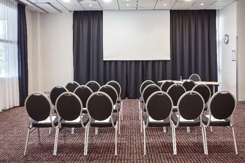 בית מלון כפרי Holiday Inn Toulon City Centre, An Ihg