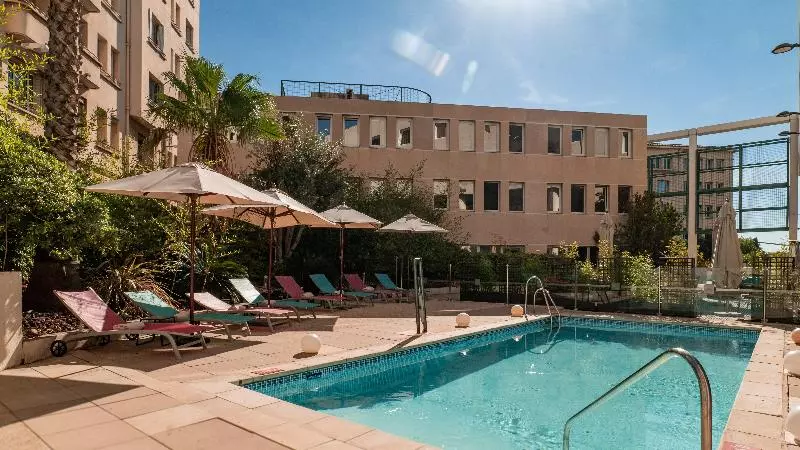 Отель Holiday Inn Toulon City Centre, An Ihg