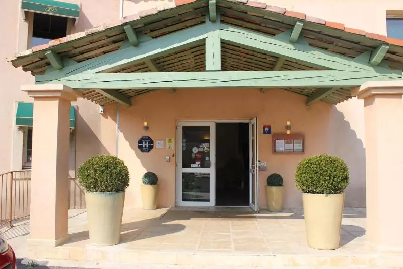 ホテル Logis Hôtel Le Mas De Jossyl