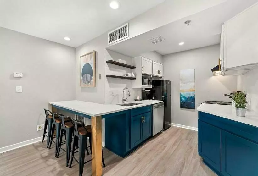 ホテル The 505 Collection