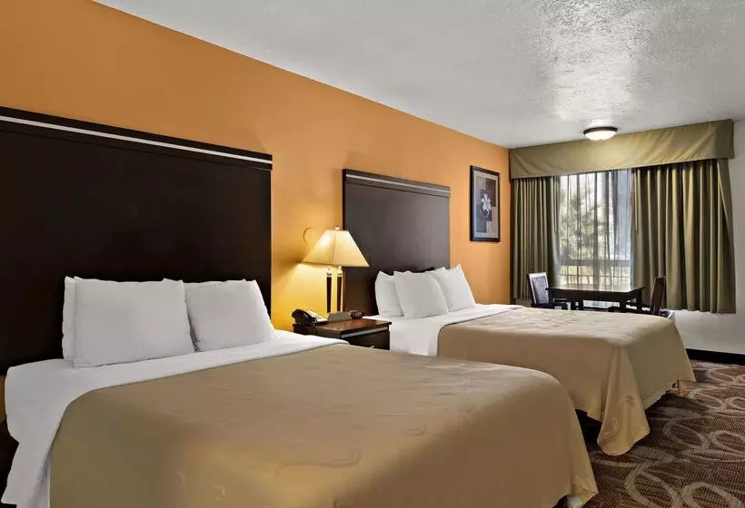 ホテル Quality Inn Saint George South Bluff