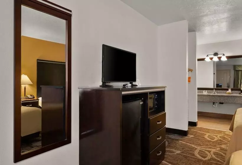 ホテル Quality Inn Saint George South Bluff