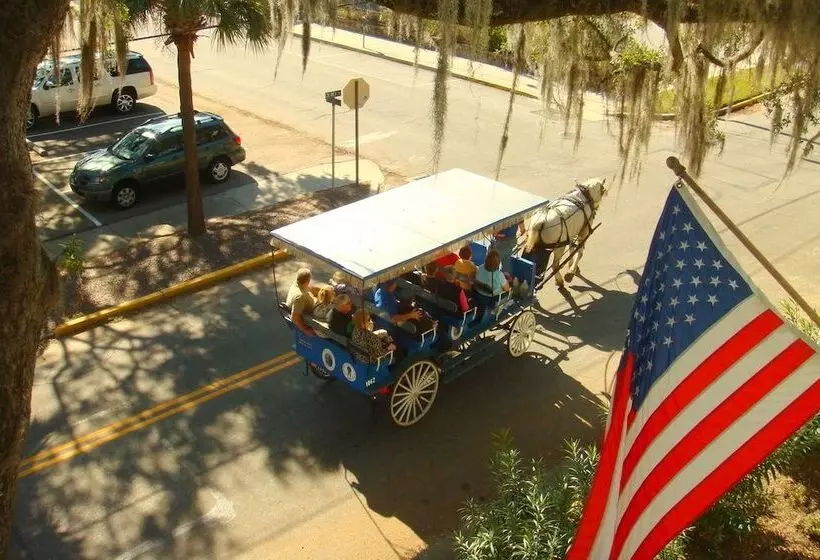 Отель Rhett House