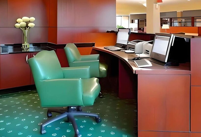 ホテル Comfort Inn & Suites