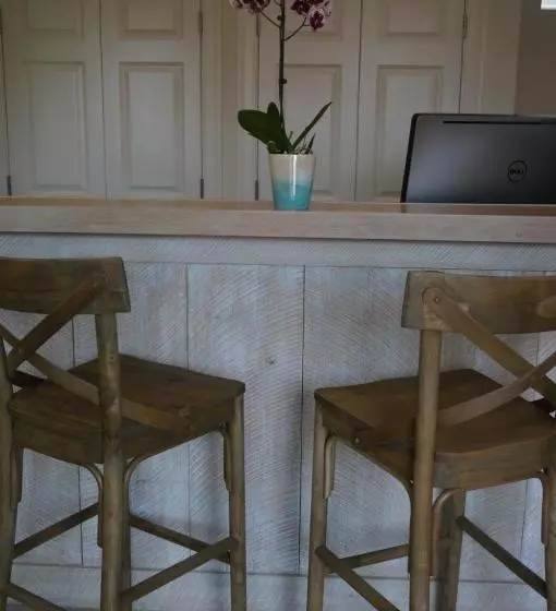 汽车旅馆  Chatham Tides