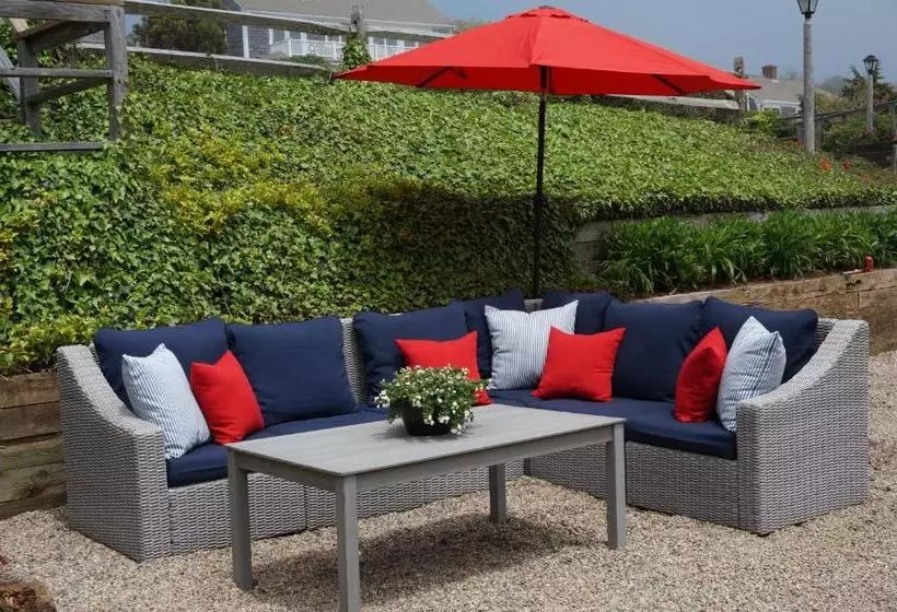 汽车旅馆  Chatham Tides