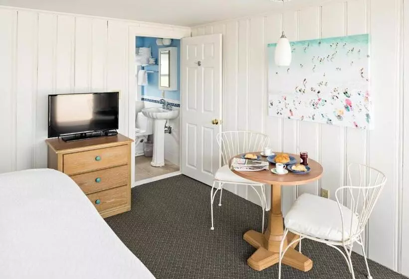 汽车旅馆  Chatham Tides