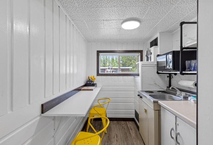 Motelli Lazy Duck Inn