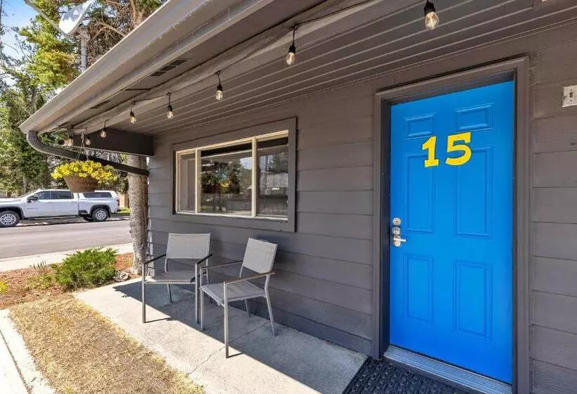 Мотель Lazy Duck Inn