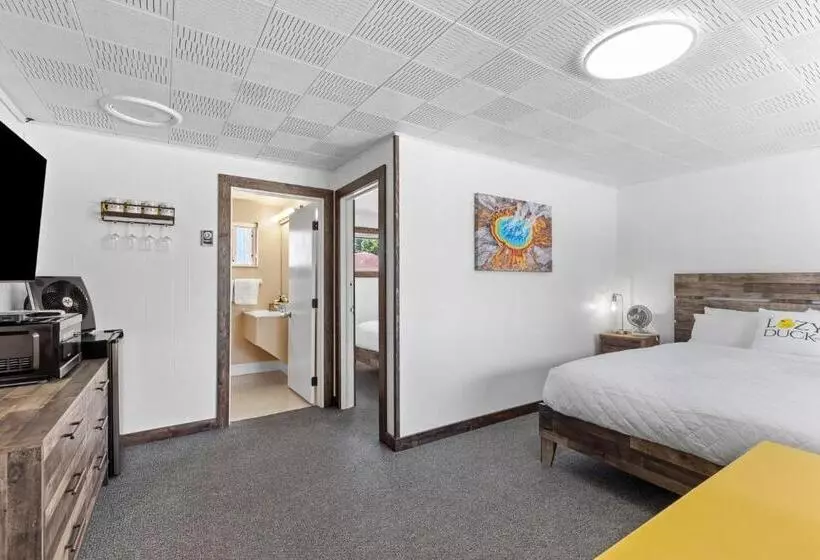 Мотель Lazy Duck Inn