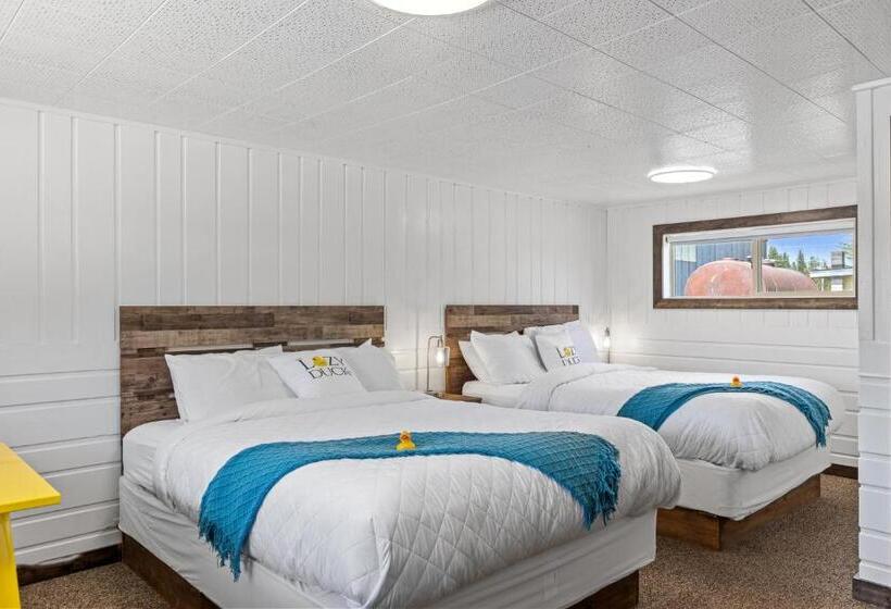 Motelli Lazy Duck Inn
